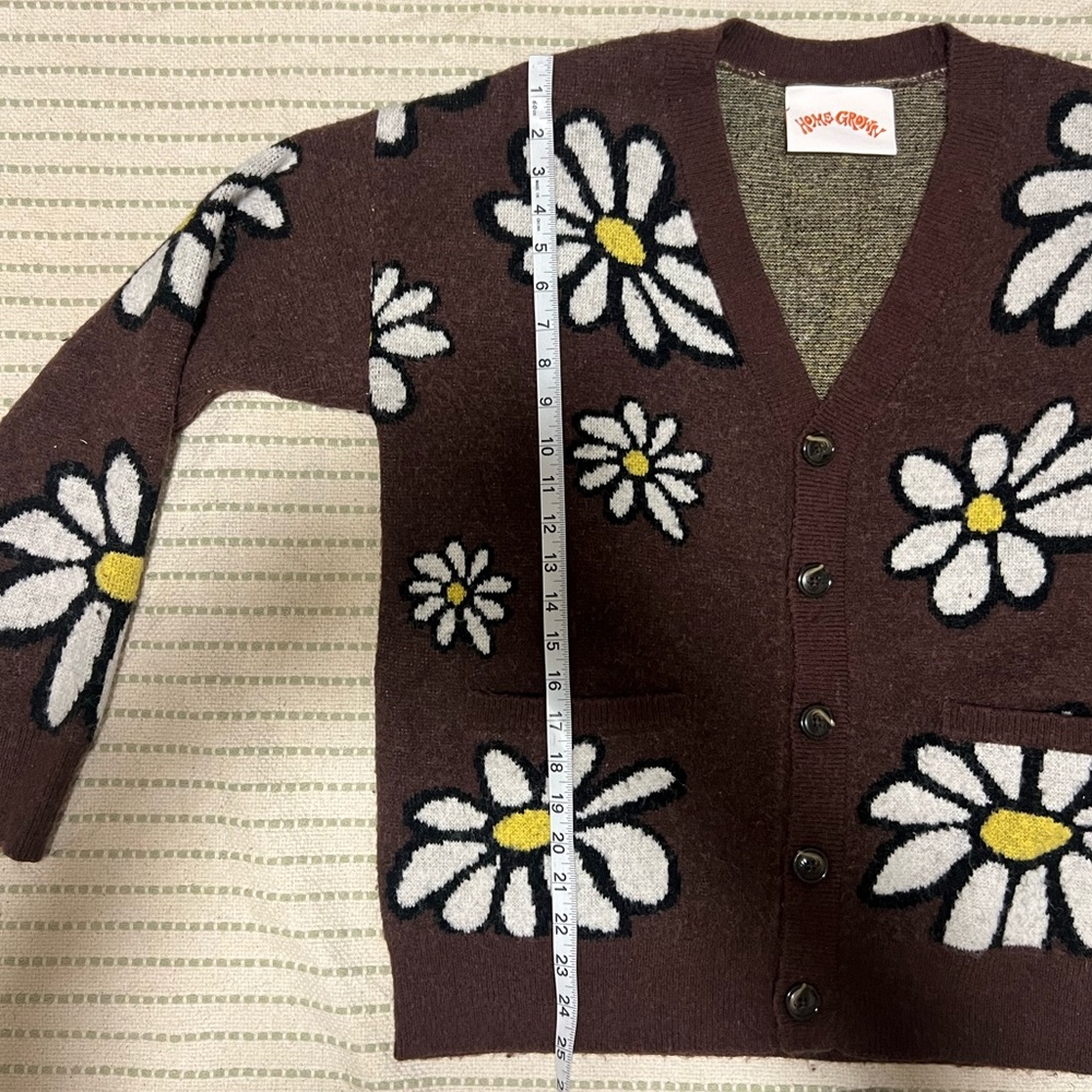 Daisy Cardigan - Picture 8 of 9